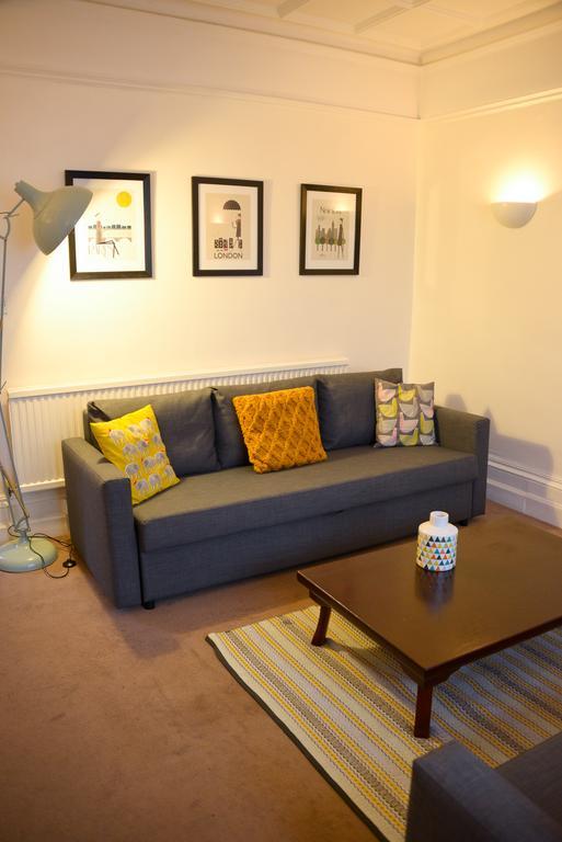 Queens Apartment Worthing Bagian luar foto